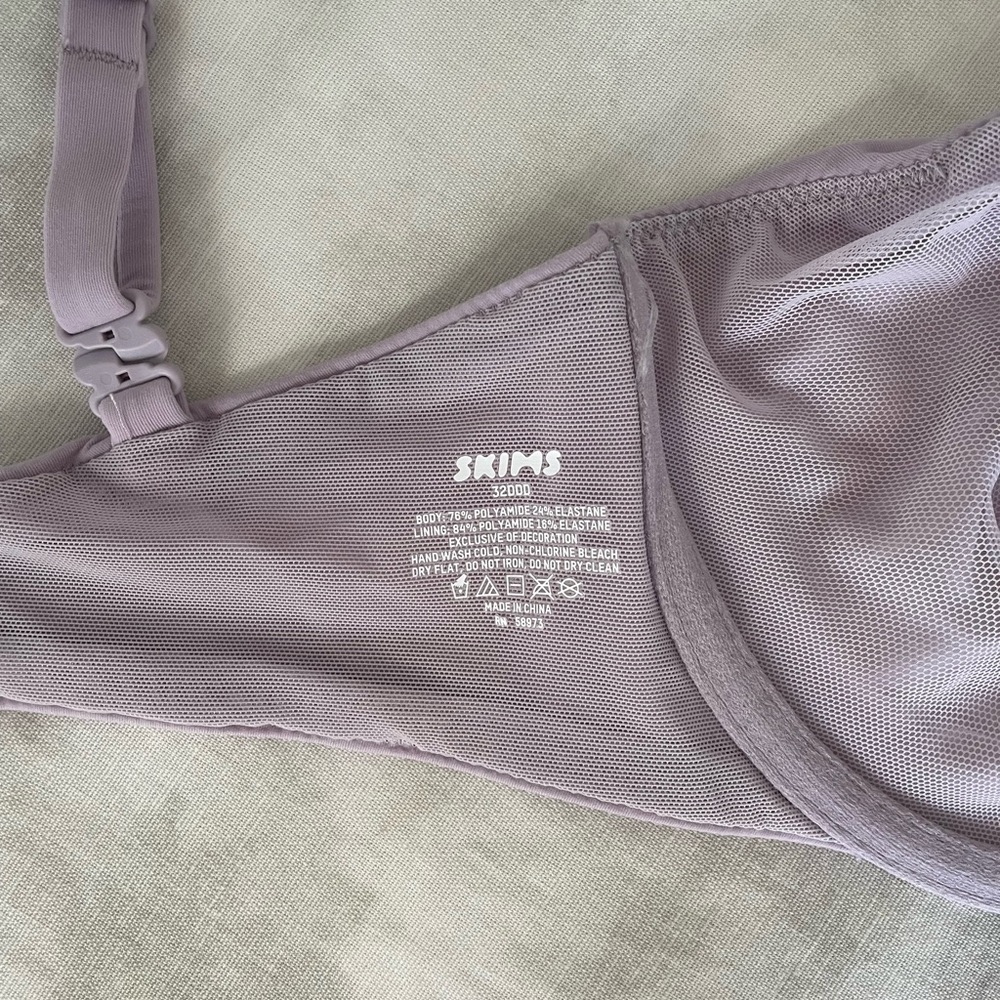 SKIMS fits everybody unlined underwire bra!